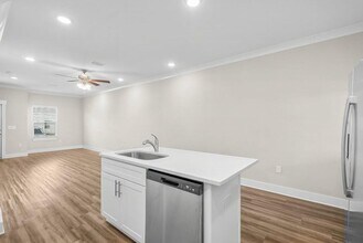 306 N Sand Palm Rd in Freeport, FL - Building Photo - Building Photo