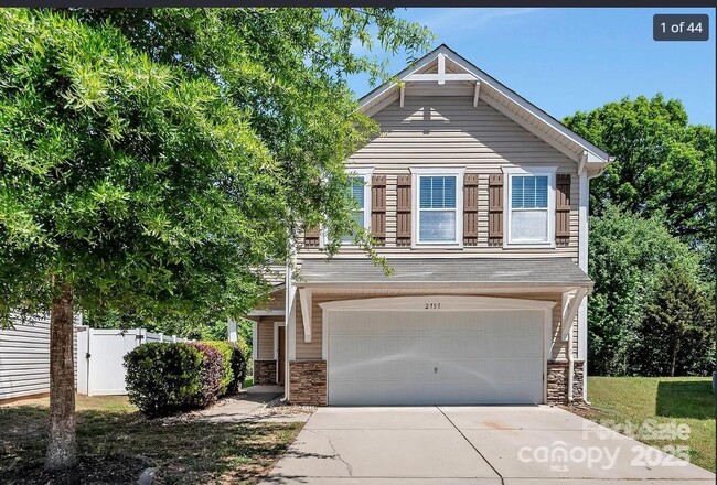 property at 2751 Bramble Ridge Ct