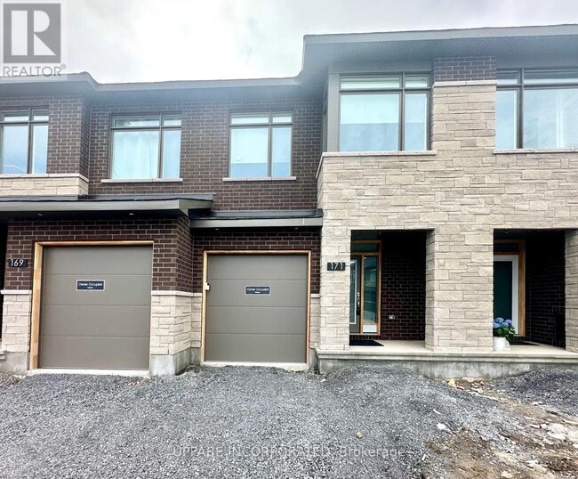 property at 171 Bliss Cres