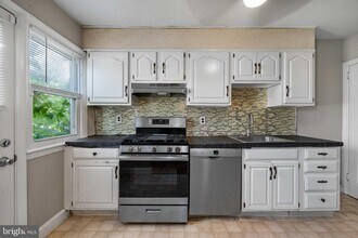 1125 Clayton Rd in Wilmington, DE - Building Photo - Building Photo