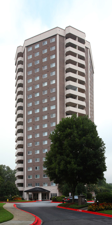 Somerset Heights Condominiums in Decatur, GA - Building Photo