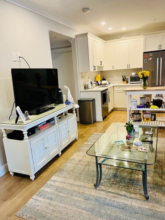 46 Ridgemont St, Unit 1 in Boston, MA - Foto de edificio