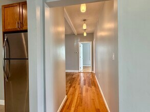 49 Wellington Ave, Unit Unit 01 in Everett, MA - Building Photo - Building Photo