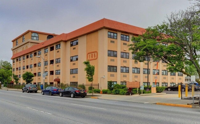 property at 185 W Park Ave