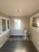 1604 Harris St in Longview, TX - Building Photo - Building Photo
