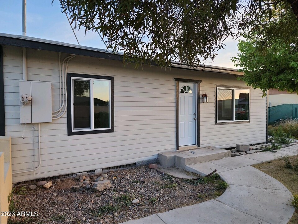 16044 N Nash St in Surprise, AZ - Building Photo