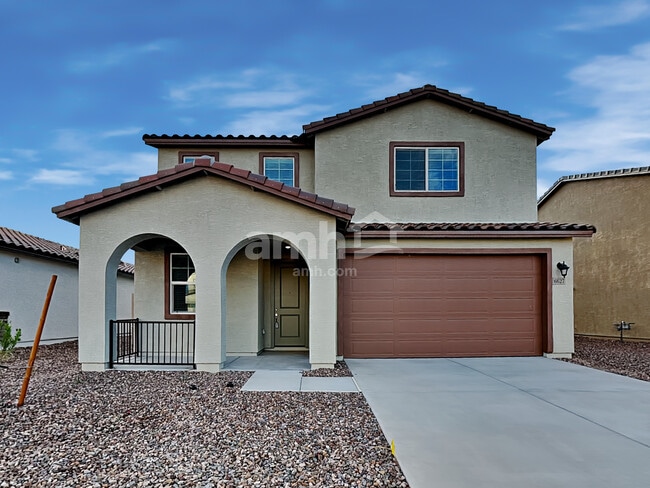 property at 6627 S 42nd Dr