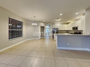13536 Kitty Fork Rd, Unit 2-2108 in Orlando, FL - Foto de edificio - Building Photo