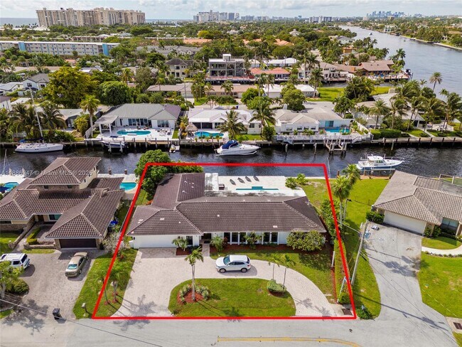 1912 Ocean Mist Dr in Pompano Beach, FL - Building Photo - Building Photo