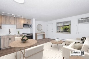 Verra Apartments in Denver, CO - Building Photo