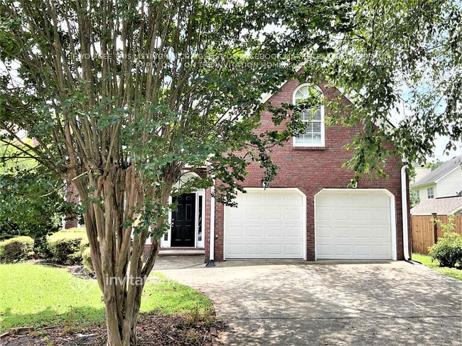 property at 5002 Rose Ct SE