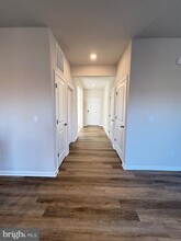 445 Gatehouse Pl in Charles Town, WV - Building Photo - Building Photo