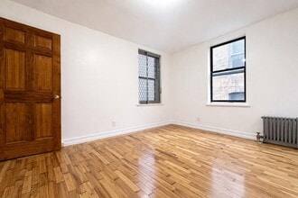10 Adrian Ave, Unit 2G in New York, NY - Building Photo - Building Photo