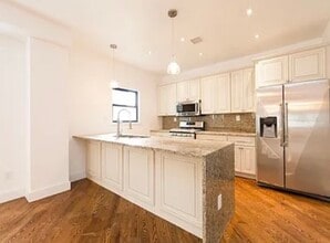 20951 111th Rd in Queens Village, NY - Building Photo - Building Photo