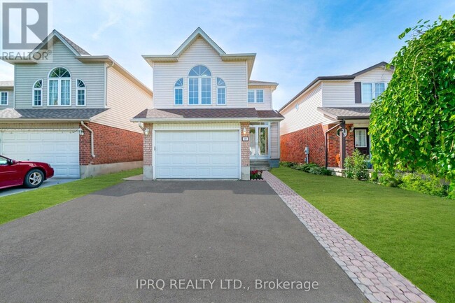 19 Marisa St in Kitchener, ON - Building Photo - Building Photo