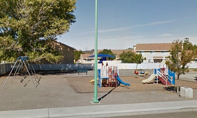 property at 451 N Broadway St