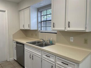 2609 Cheyenne Dr in Brenham, TX - Building Photo - Building Photo