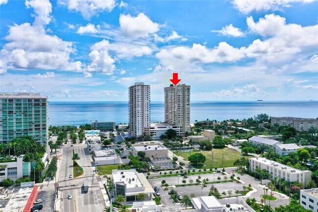 111 Briny Ave in Pompano Beach, FL - Building Photo - Building Photo