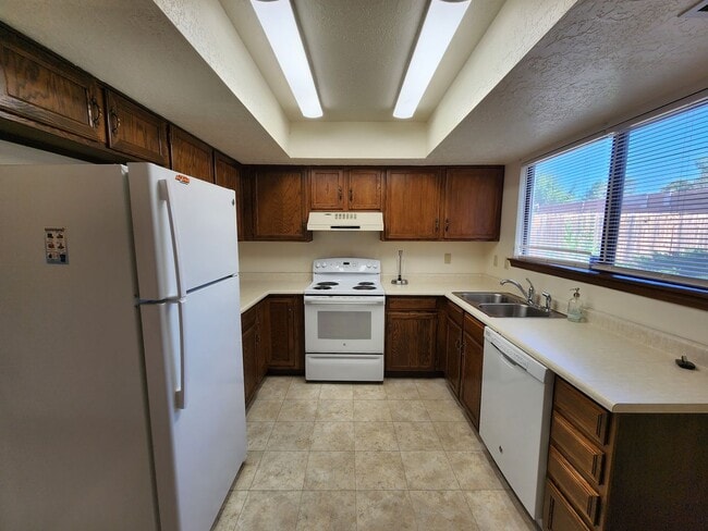 3234 Calle De Molina in Santa Fe, NM - Building Photo - Building Photo