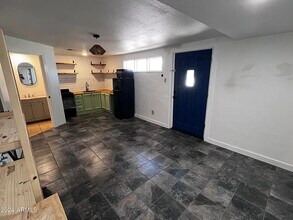 2102 W Minnezona Ave in Phoenix, AZ - Building Photo - Building Photo