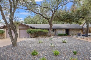7103 Mesa Dr in Austin, TX - Building Photo