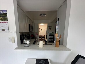 9440 W Flagler St in Miami, FL - Building Photo - Building Photo