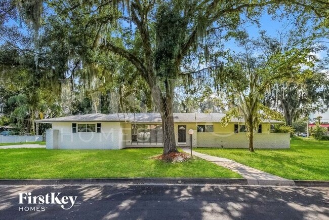 property at 1010 Anna Ave