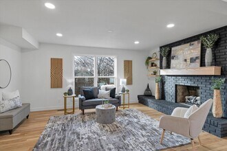 4662 Britcastle Dr in St. Louis, MO - Building Photo - Building Photo