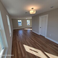 603 Florence Ave in Union Beach, NJ - Building Photo - Building Photo