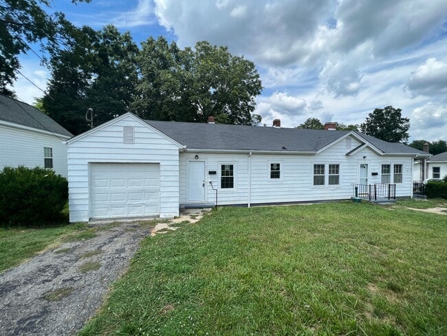 property at 111 E Maryland Ave