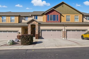1259 SilverCrest Dr in Saratoga Springs, UT - Building Photo