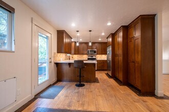 1544 E 8640 S in Sandy, UT - Building Photo - Building Photo