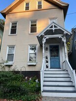 19 Anderson St, Unit B Utilities INCLUDED in New Haven, CT - Building Photo