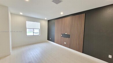 14708 SW 181st Terrace in Miami, FL - Building Photo - Building Photo