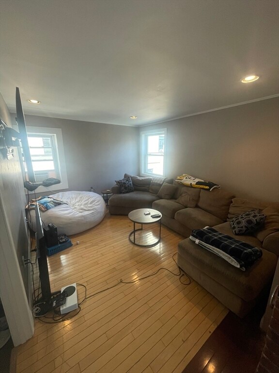 317 Silver St, Unit 3 in Boston, MA - Building Photo - Building Photo