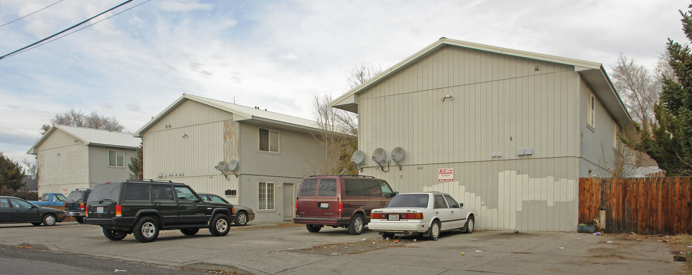 1103-1107 Browne Ave in Yakima, WA - Foto de edificio