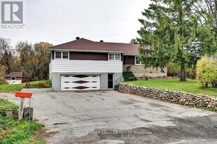 5495 R. Bank Street in Ottawa, ON - Building Photo