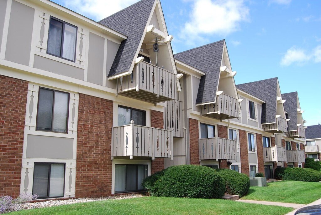 Briarwood Apartments in Benton Harbor, MI