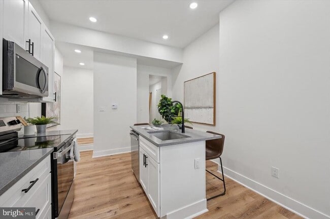 1145 S 15th St in Philadelphia, PA - Building Photo - Building Photo