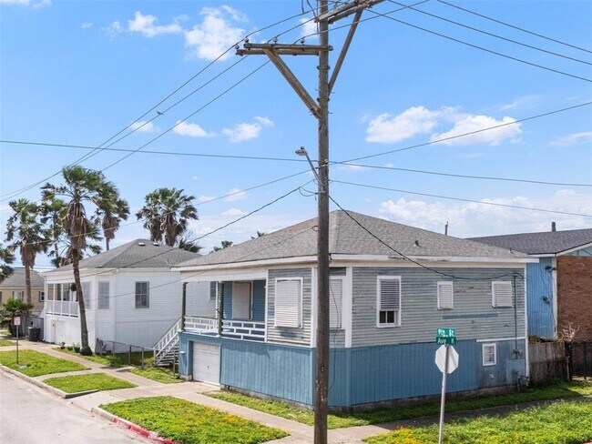1101 9th St in Galveston, TX - Building Photo - Building Photo