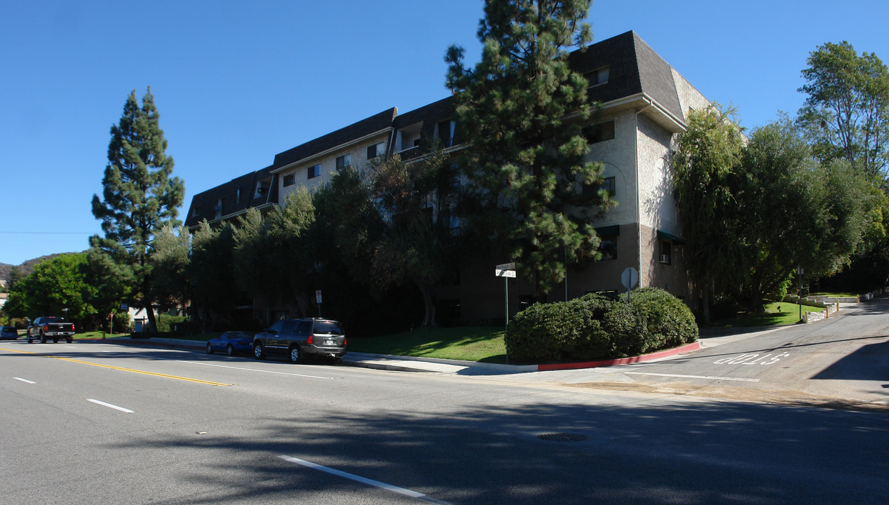 Verdugo Vista Apartments in Glendale, CA - Building Photo