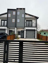 1002 Natchez Ave in Pasadena, TX - Building Photo