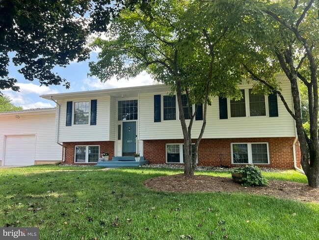 property at 4813 Twinbrook Rd