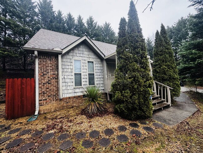 4602 Delashmitt Rd in Chattanooga, TN - Building Photo - Building Photo