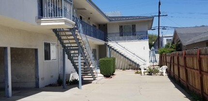 520 S Flower St in Inglewood, CA - Building Photo - Building Photo