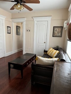 457 Front St, Unit second floor