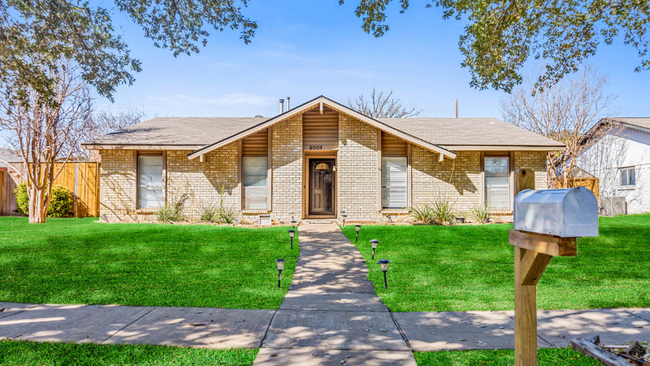 property at 5001 Overdowns Dr