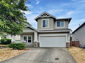 6808 Perry Ave SE in Auburn, WA - Building Photo