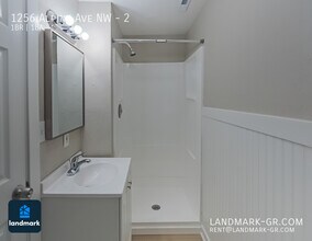 1256 Alpine Ave NW in Grand Rapids, MI - Building Photo - Building Photo