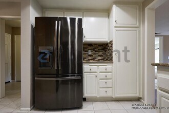 23282 Coso in Mission Viejo, CA - Building Photo - Building Photo